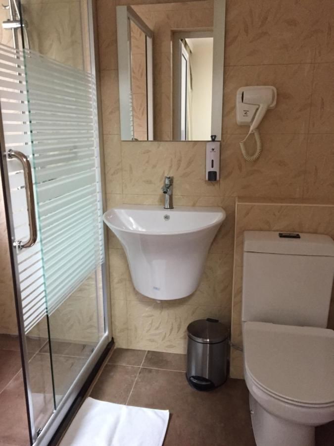 Отель Art Green Boutique Hotel Варна