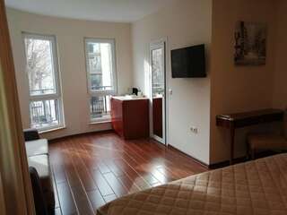 Отель Art Green Boutique Hotel Варна Номер-студио с балконом-4